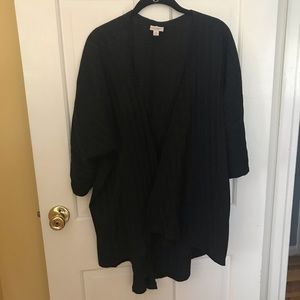 Black LuLaRoe Lindsay Kimono